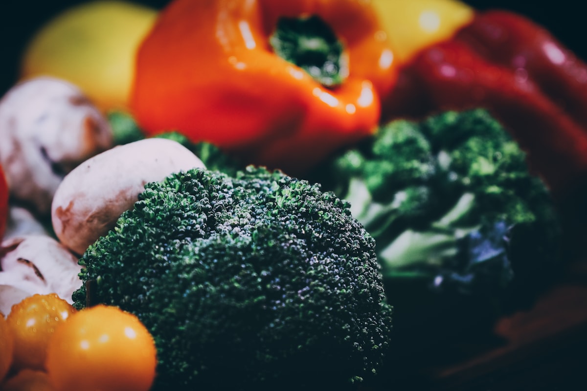 Dark leafy greens rich in lutein and zeaxanthin